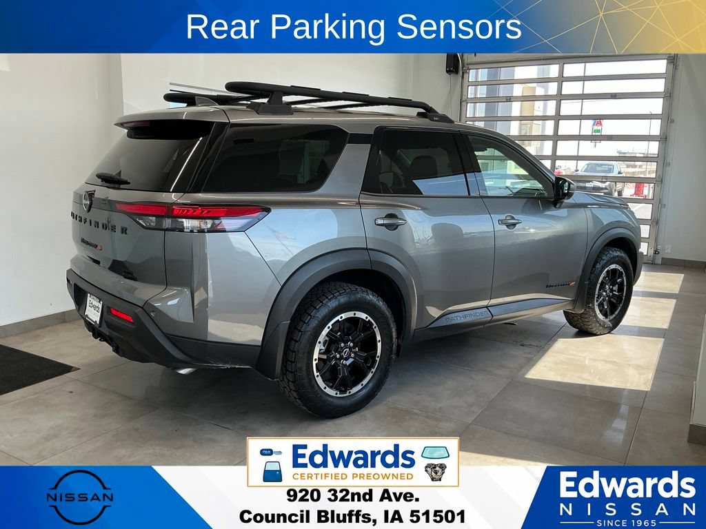 Used 2025 Nissan Pathfinder Rock Creek AWD/4WD image 9