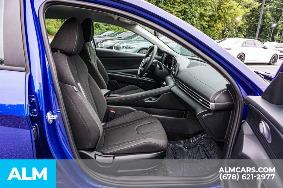 Used 2023 Hyundai Elantra Blue w/ Preferred Accessory Package FWD image 22