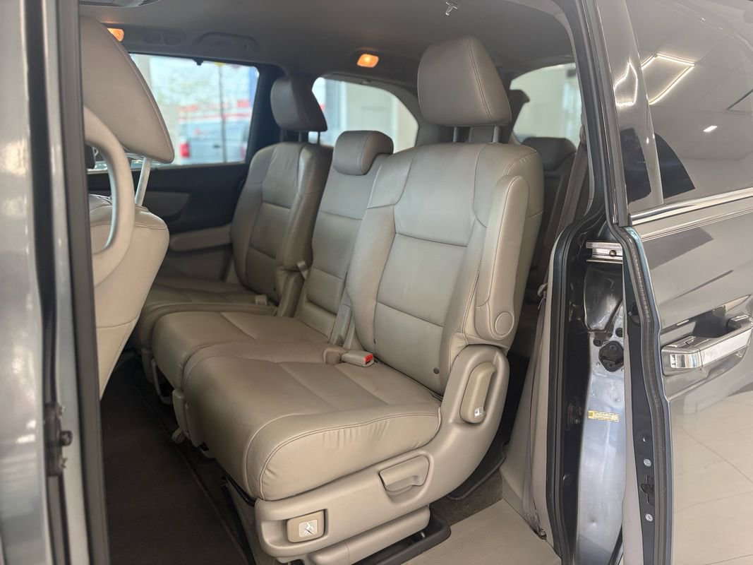 Used 2013 Honda Odyssey Touring image 24