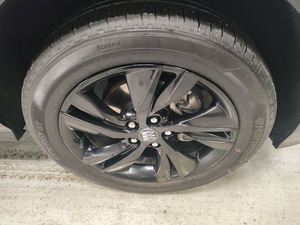 Certified 2024 Buick Encore GX Sport Touring w/ Advanced Technology Package image 4