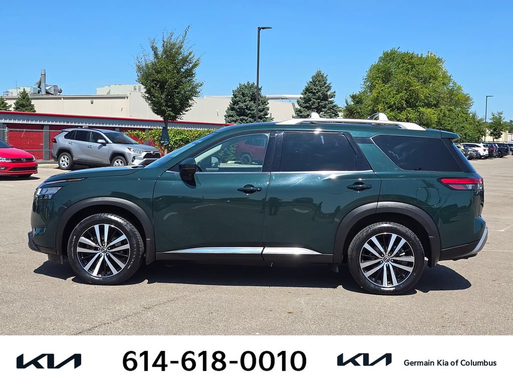 Used 2023 Nissan Pathfinder Platinum AWD/4WD image 11