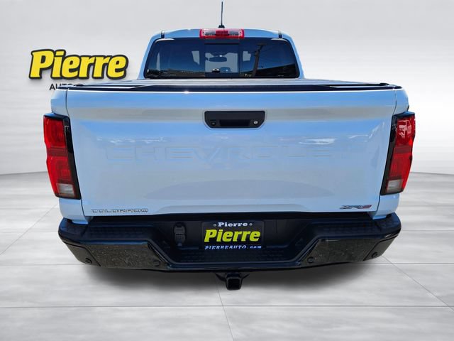 Used 2024 Chevrolet Colorado ZR2 w/ ZR2 Convenience Package III AWD/4WD image 4
