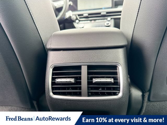 New 2025 Hyundai Sonata Limited FWD image 32