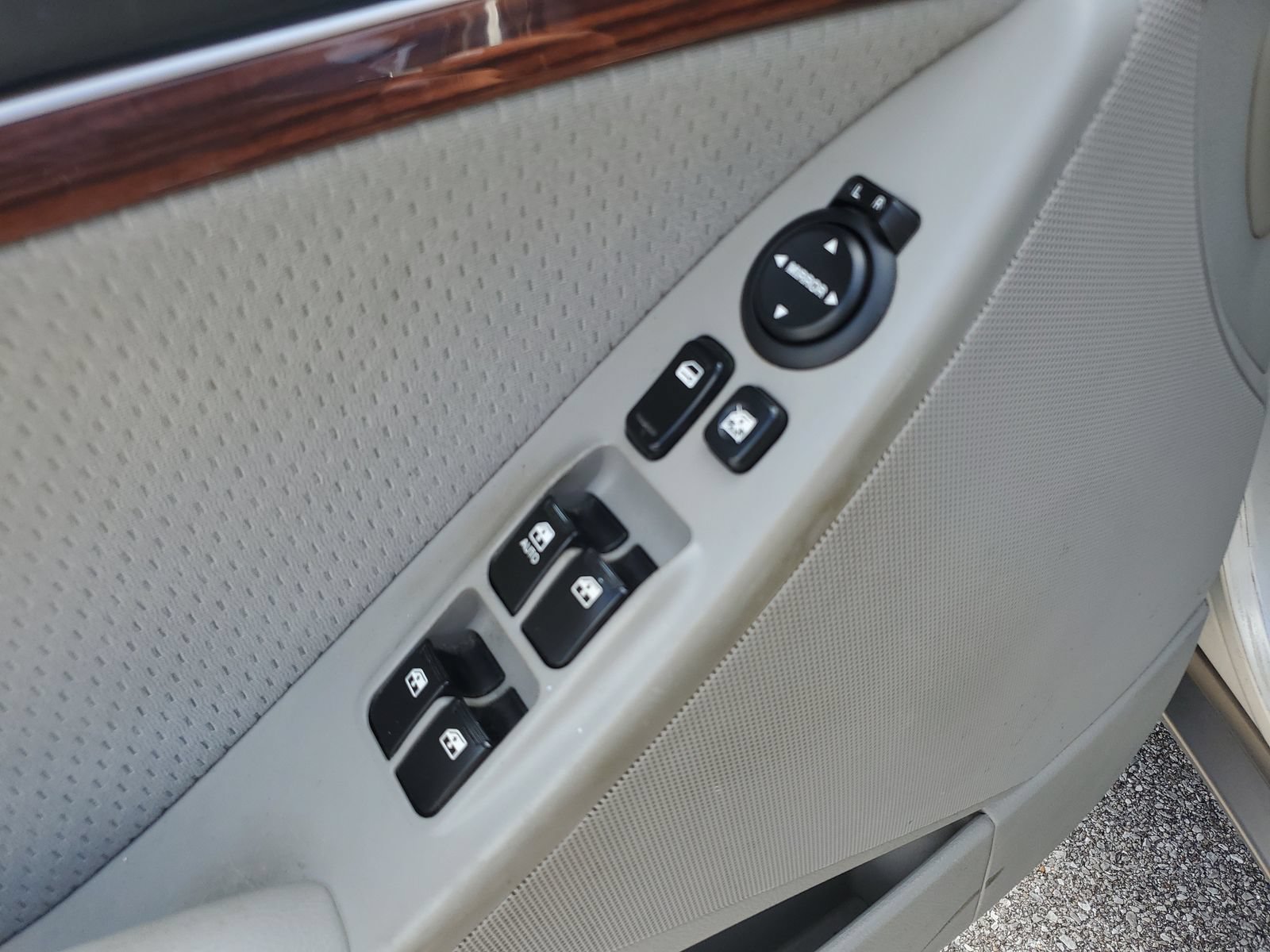Used 2008 Hyundai Veracruz 2WD image 22