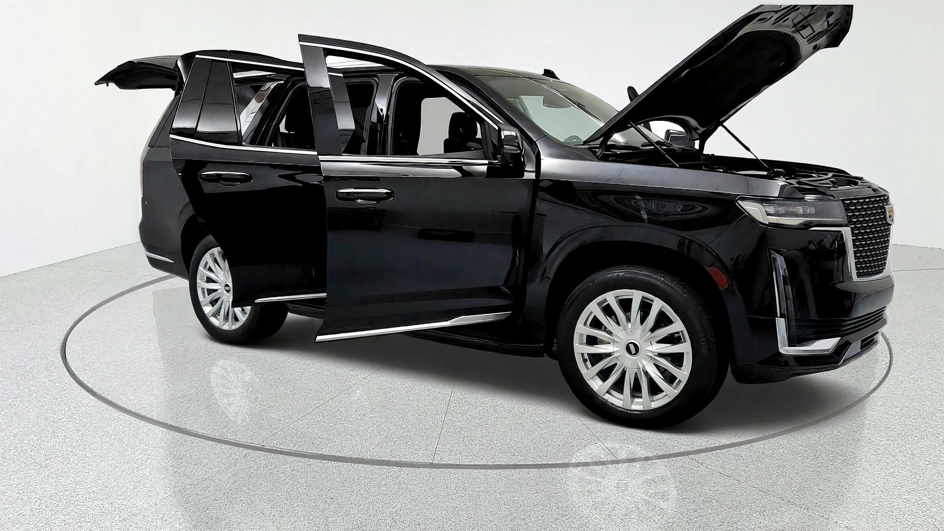 Used 2022 Cadillac Escalade Luxury w/ LPO, Floor Liner Package AWD/4WD image 14