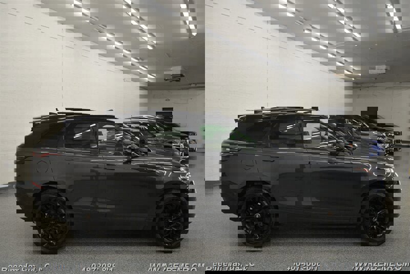 Used 2020 Land Rover Range Rover Velar S image 8