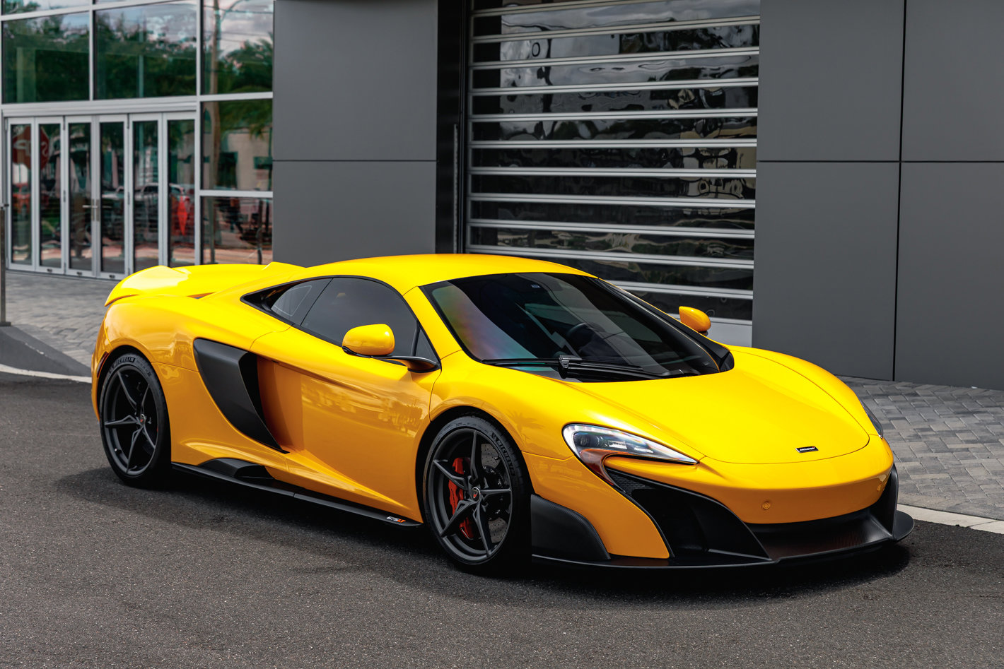 Used 2016 McLaren 675LT Coupe image 13