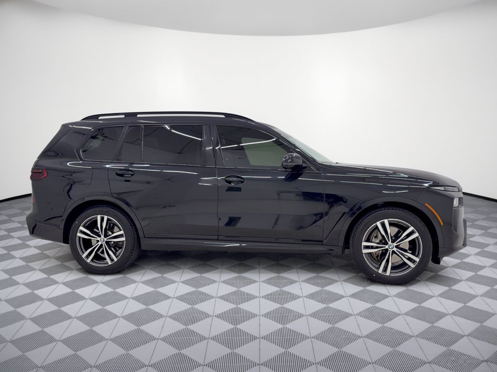 Certified 2024 BMW X7 xDrive40i w/ M Sport Package AWD/4WD image 8
