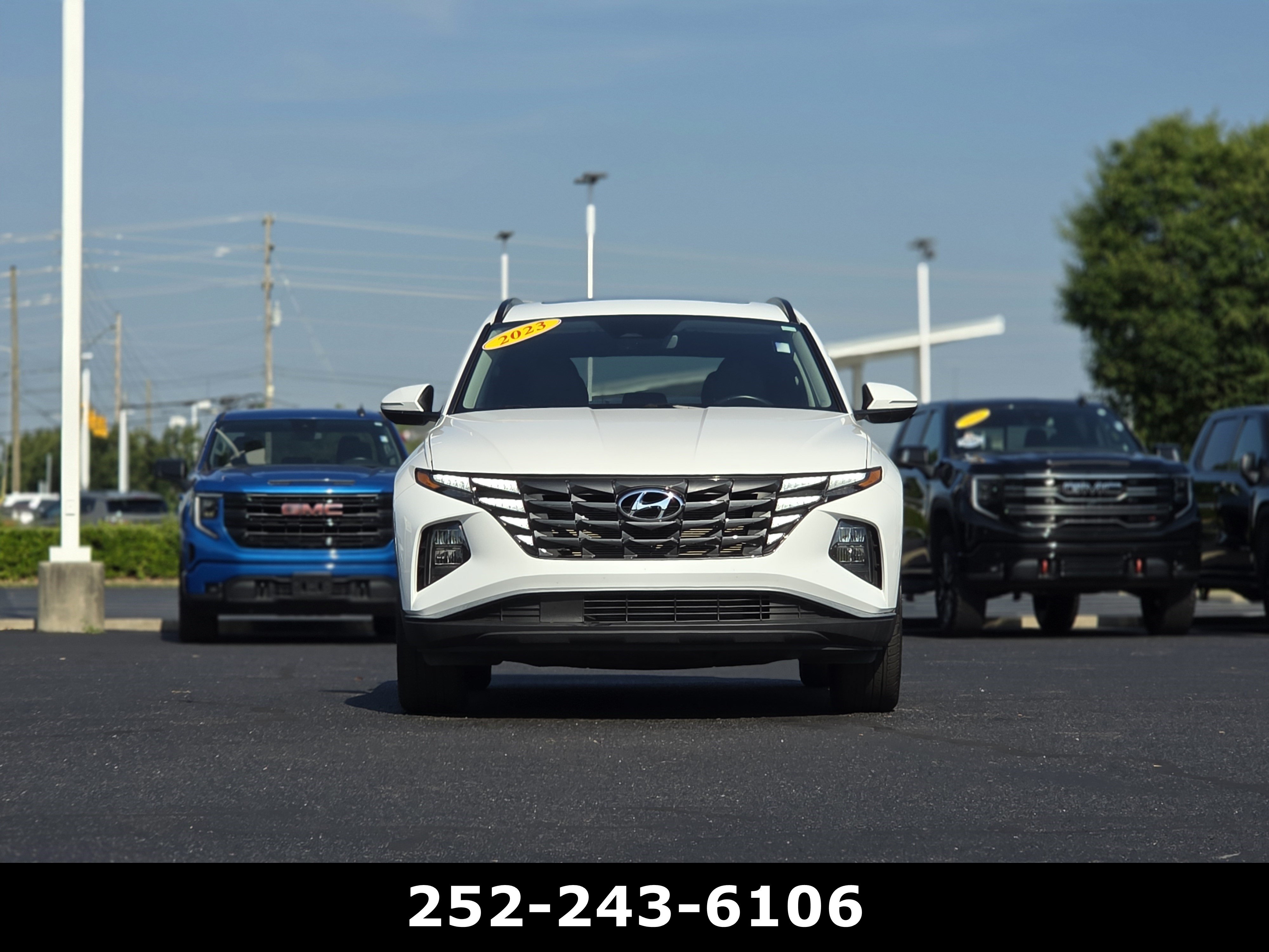 Used 2023 Hyundai Tucson SEL w/ Convenience Package FWD image 2