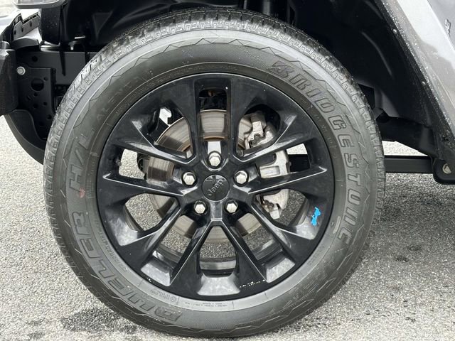 Used 2022 Jeep Wrangler Unlimited Sahara w/ Cold Weather Group image 8