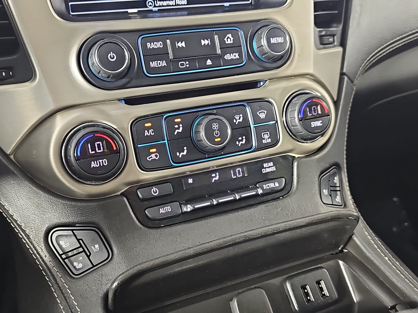 Used 2020 GMC Yukon XL Denali w/ Open Road Package RWD image 24