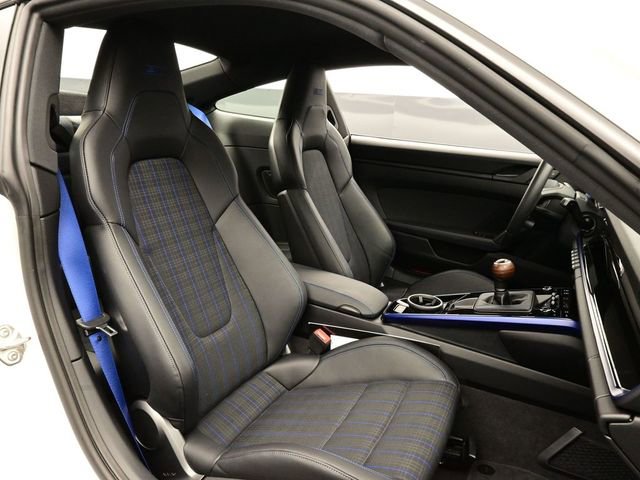 Certified 2025 Porsche 911 Carrera T image 13