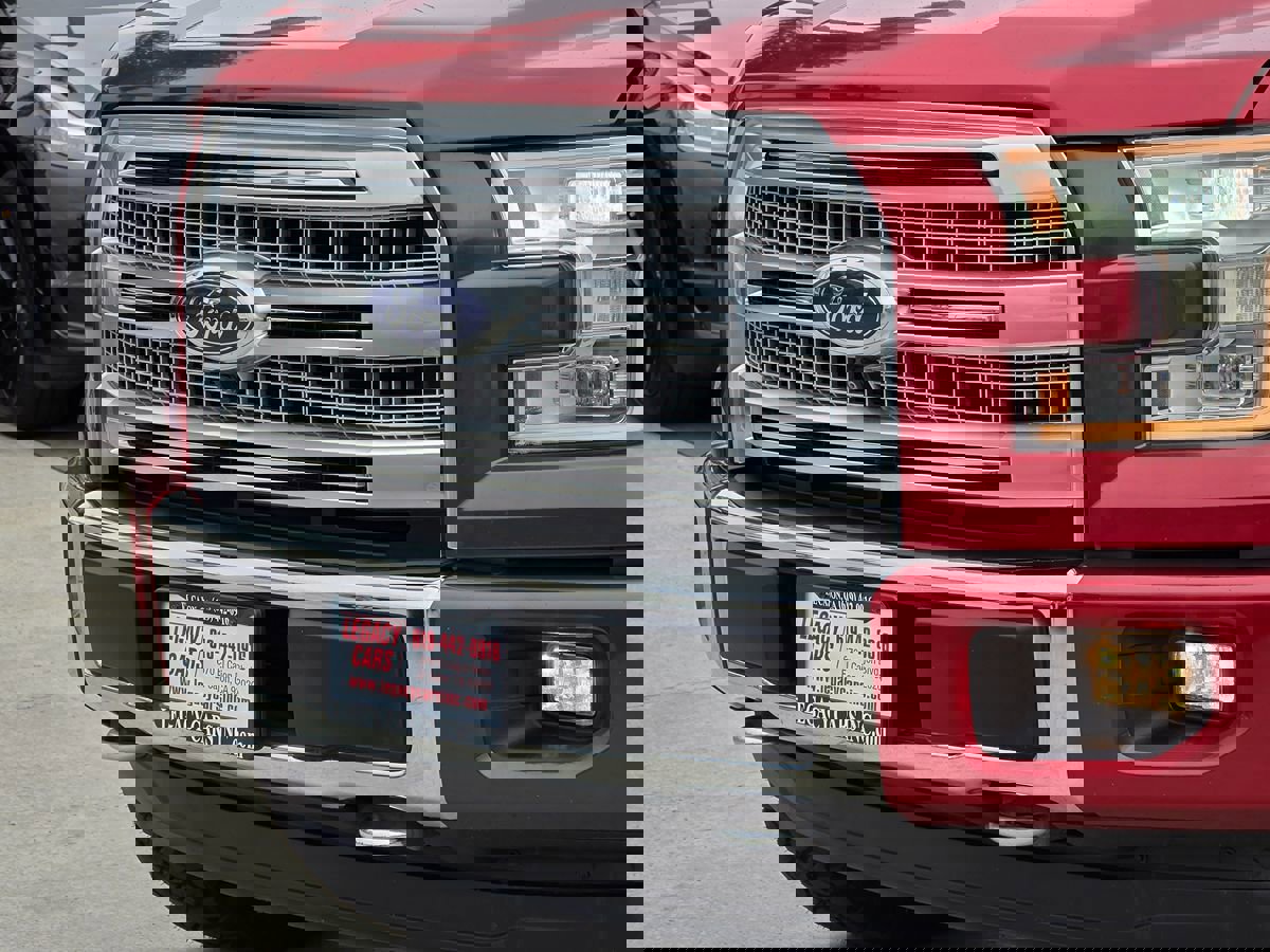Used 2015 Ford F150 Platinum w/ Equipment Group 701A Luxury image 9