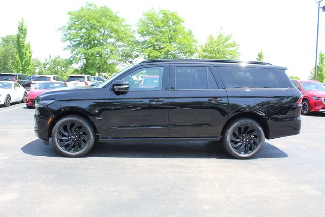 New 2026 Lincoln Navigator L Reserve w/ Jet Appearance Package AWD/4WD image 6