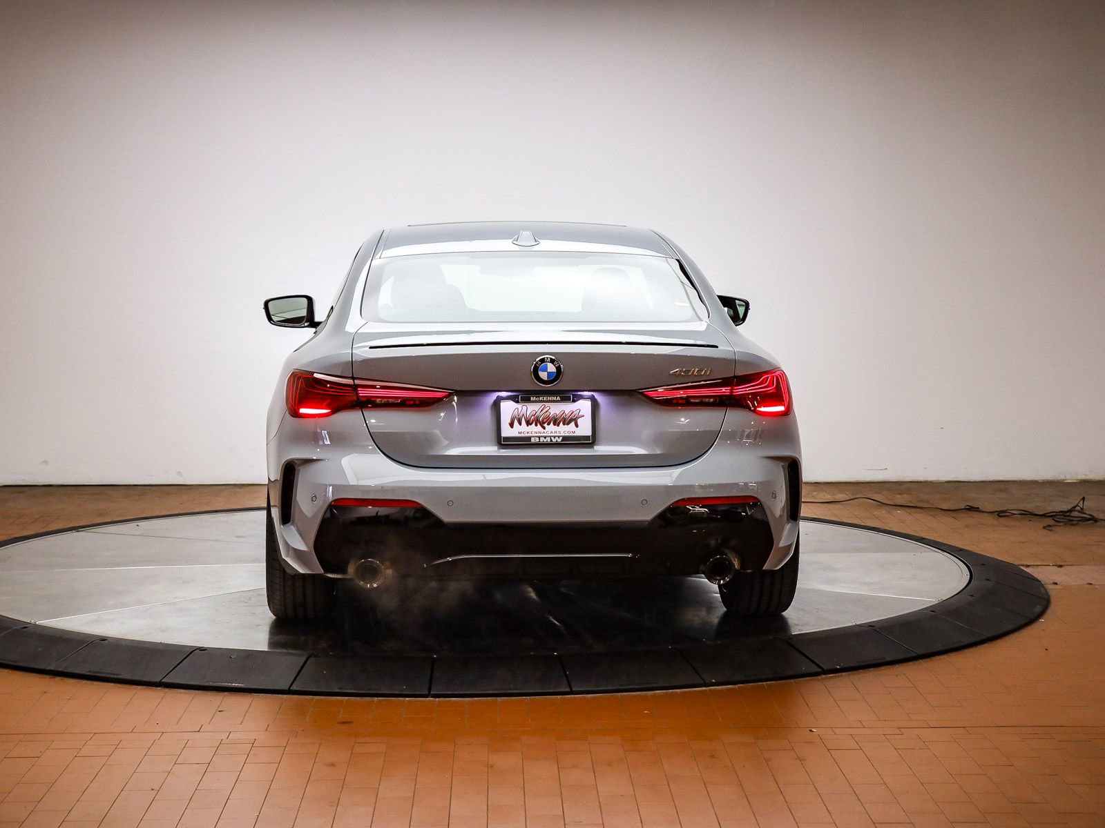 New 2026 BMW 430i Coupe w/ M Sport Package RWD image 3