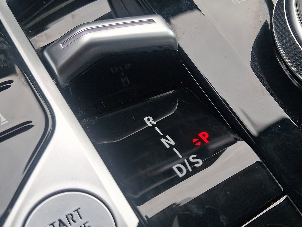 Certified 2024 BMW X7 xDrive40i image 16