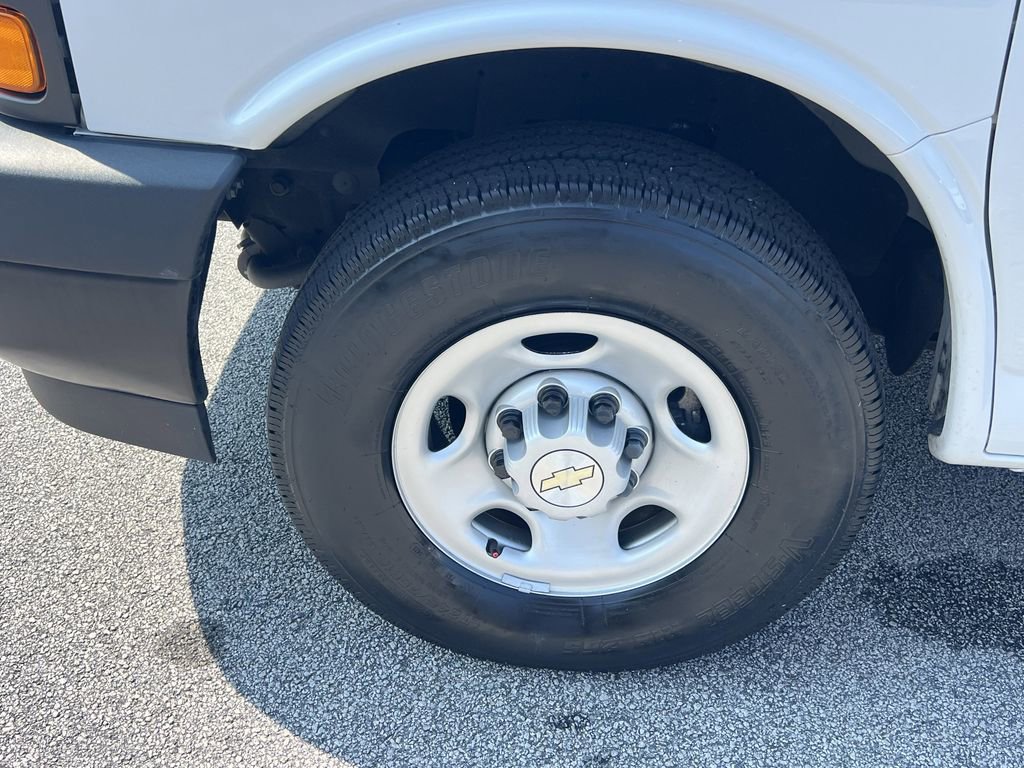 Used 2023 Chevrolet Express 3500 LS image 34