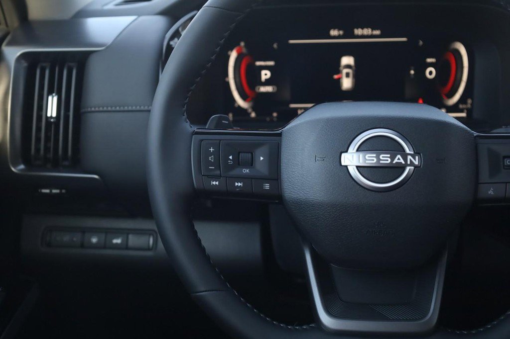 New 2026 Nissan Pathfinder SL AWD/4WD image 10