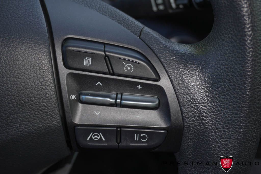 Used 2023 Hyundai Kona SEL AWD/4WD image 26