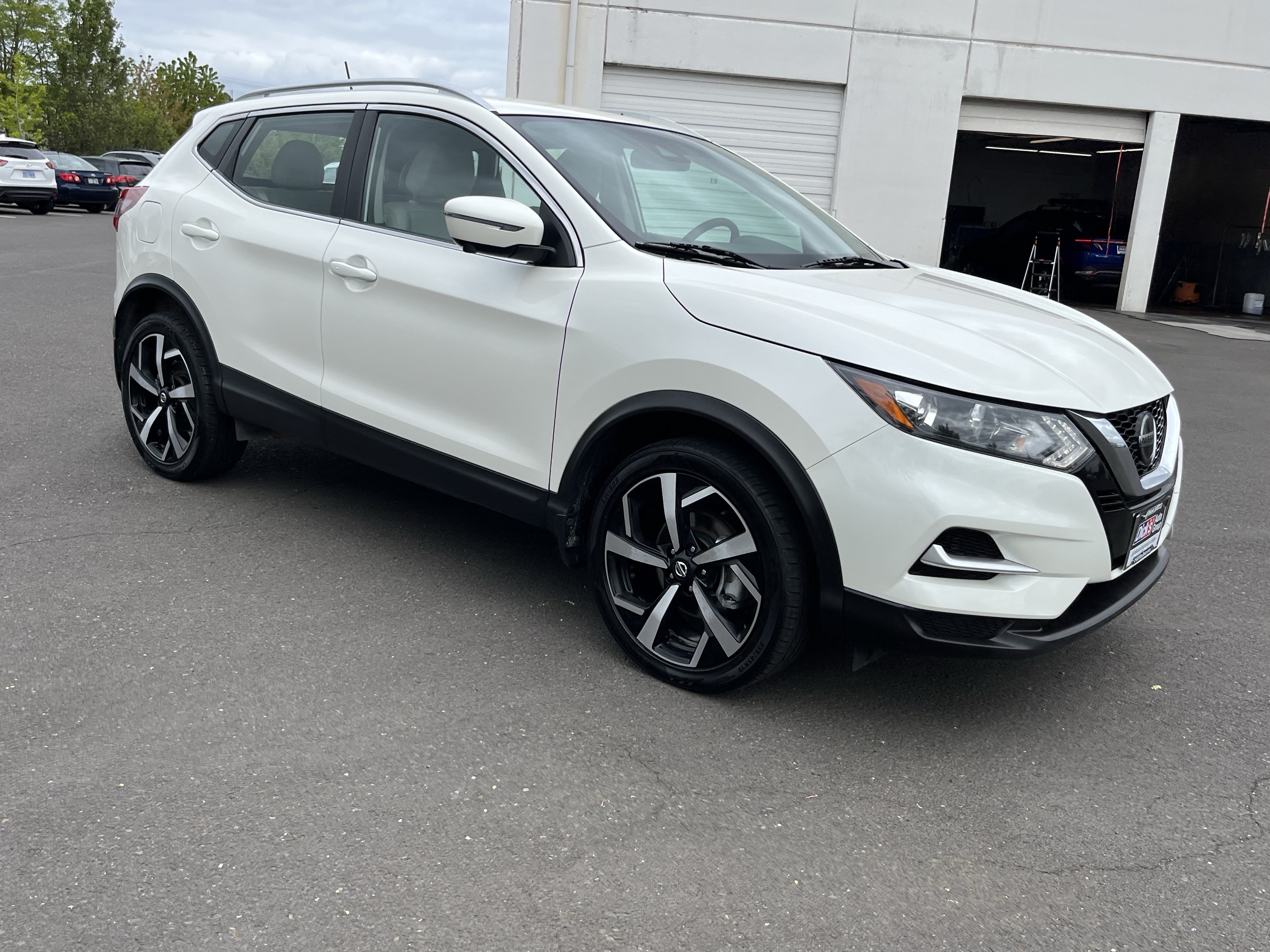 Used 2022 Nissan Rogue Sport SL AWD/4WD image 7
