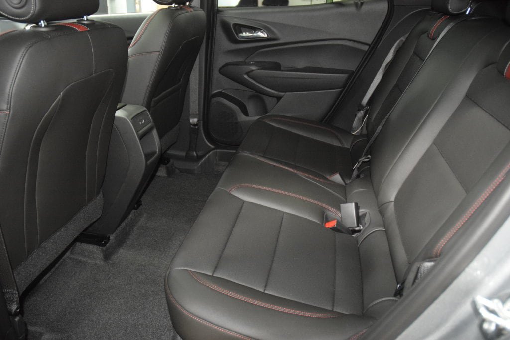 New 2026 Chevrolet Trax RS w/ Sunroof Package FWD image 41