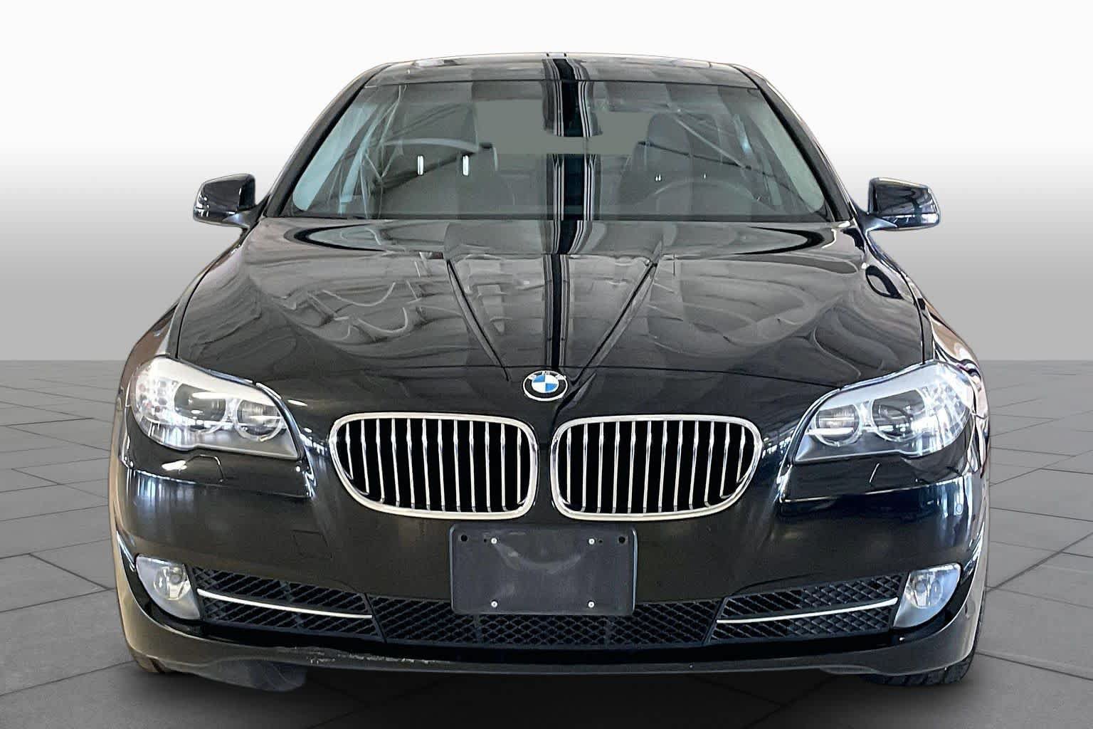 Used 2012 BMW 535i xDrive Sedan AWD/4WD image 3
