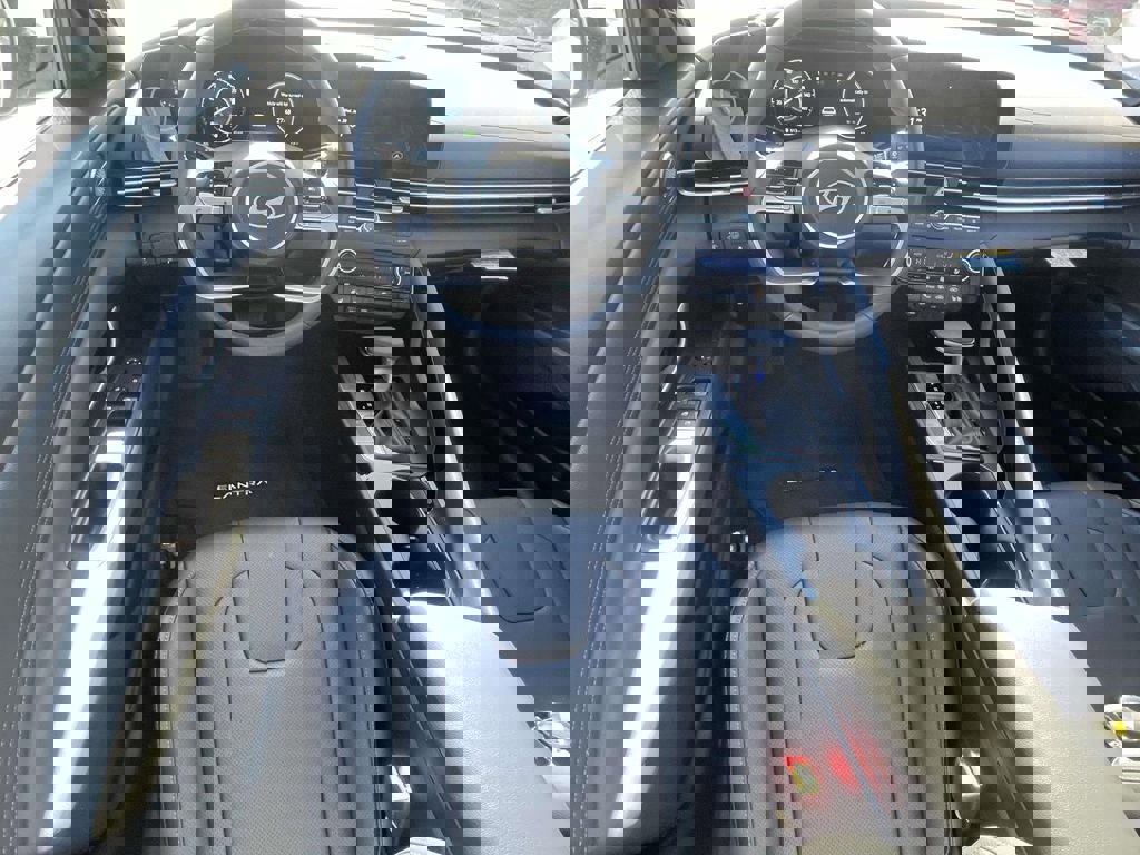 New 2026 Hyundai Elantra Limited image 13