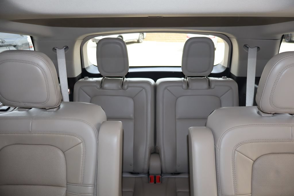 Used 2021 Lincoln Aviator Reserve w/ Equipment Group 201A RWD image 42