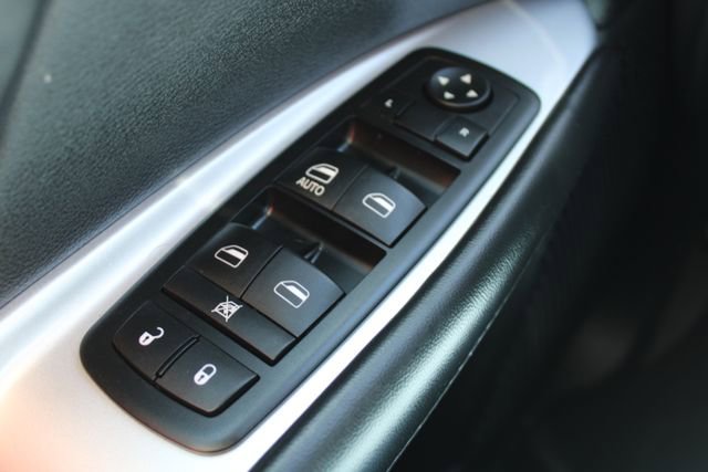 Used 2012 Dodge Journey SXT w/ Popular Equipment Group FWD image 28