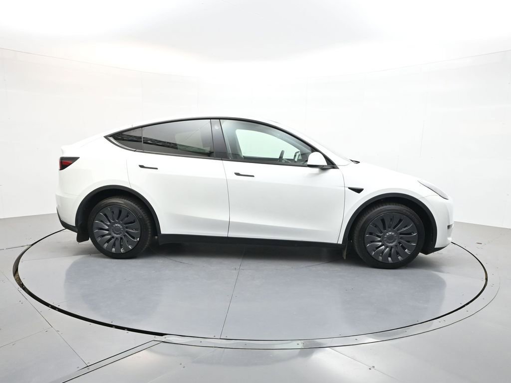 Used 2023 Tesla Model Y Long Range AWD/4WD image 8
