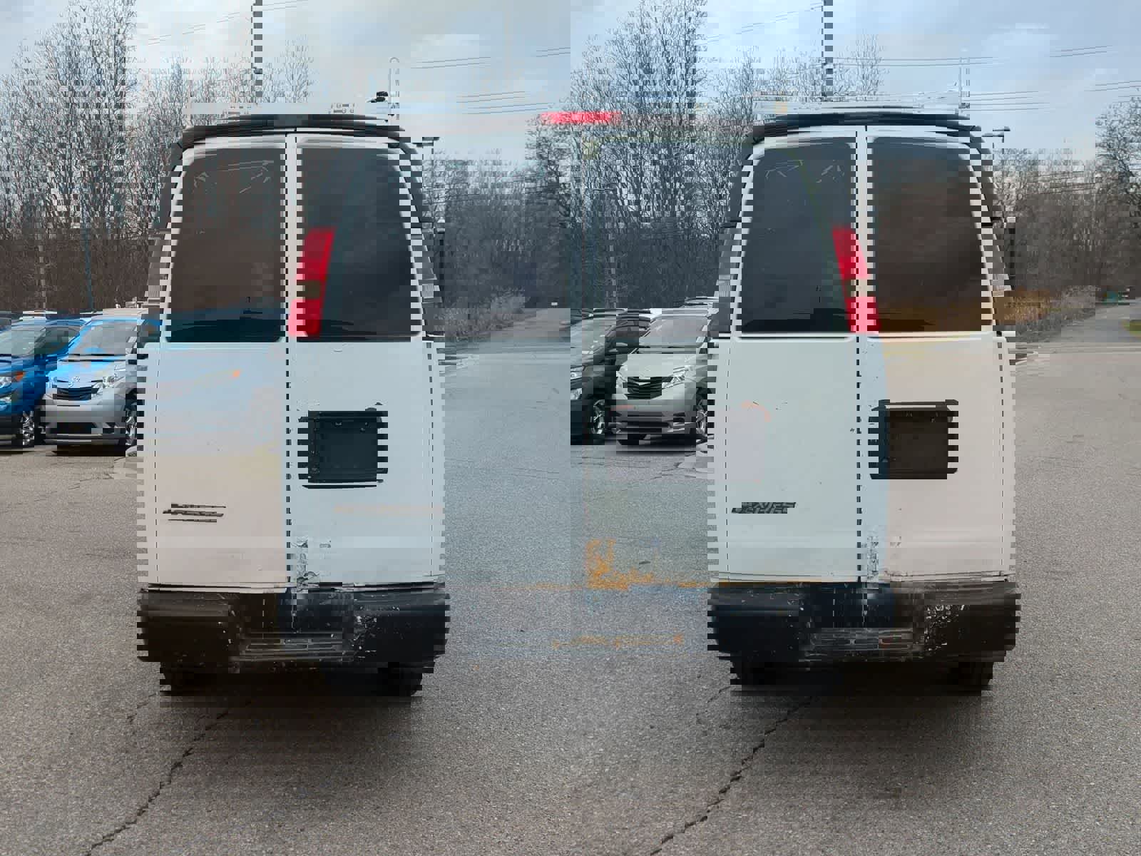 Used 2013 Chevrolet Express 1500 image 7