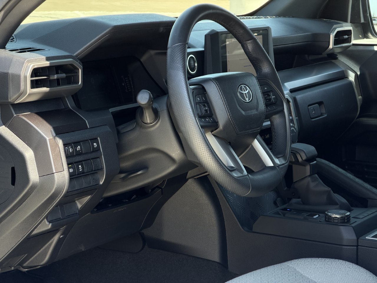 Used 2025 Toyota 4Runner SR5 RWD image 10