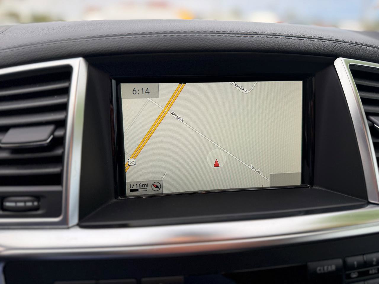 Used 2014 Mercedes-Benz GL 350 BlueTEC 4MATIC image 30