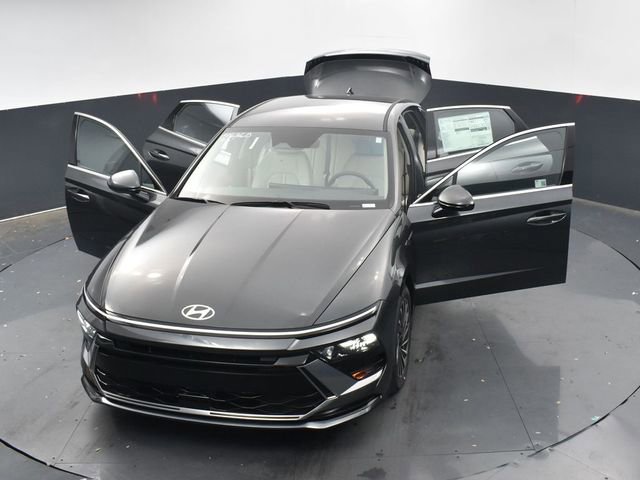 Used 2025 Hyundai Sonata SEL FWD image 37