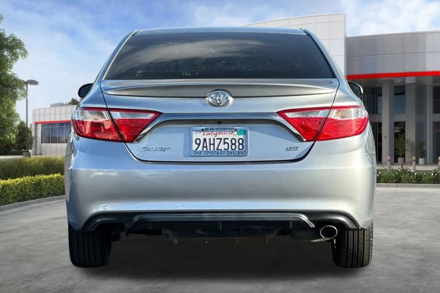 Certified 2017 Toyota Camry SE FWD image 6