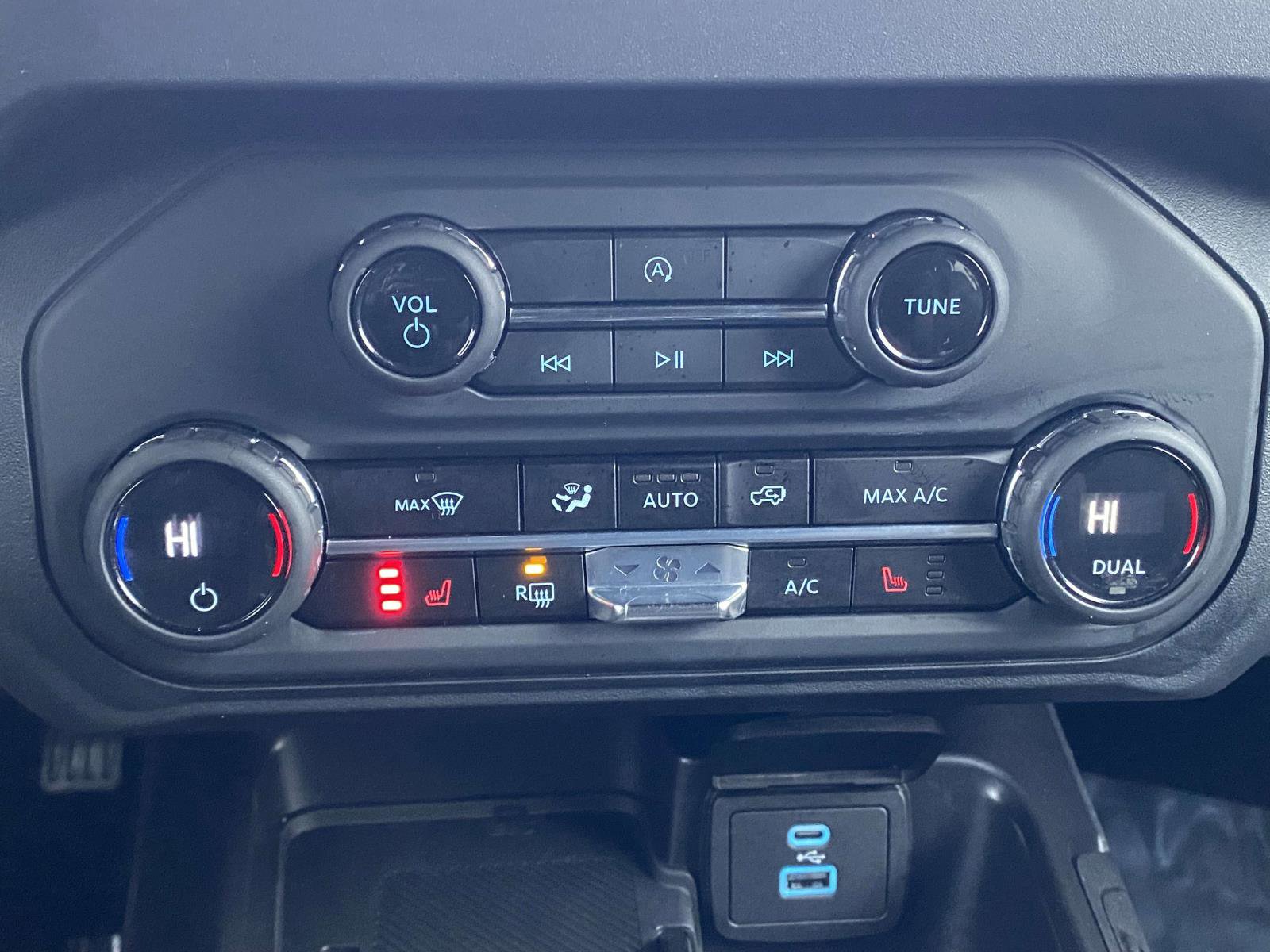 Used 2025 Ford Bronco Big Bend image 26