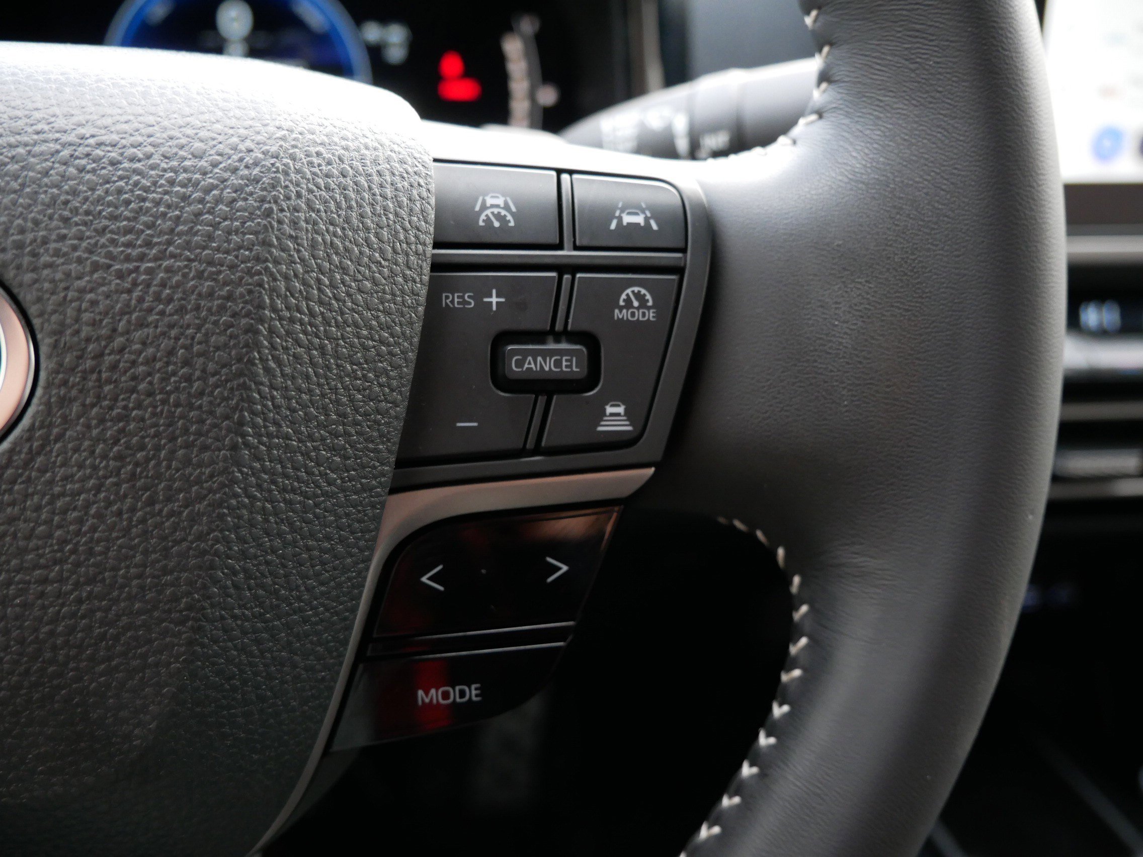 Certified 2025 Toyota Camry SE w/ Convenience Package image 30