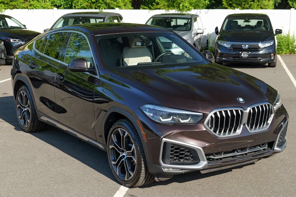 Used 2021 BMW X6 xDrive40i w/ Premium Package 2 AWD/4WD image 9