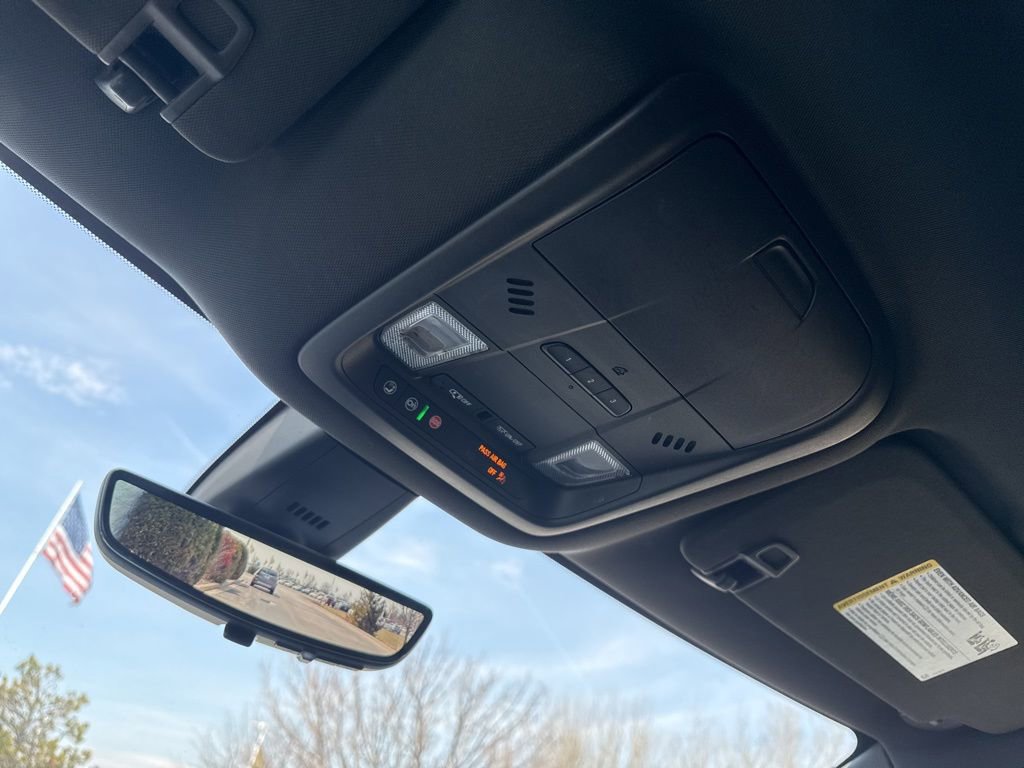 Used 2022 Buick Enclave Premium image 24