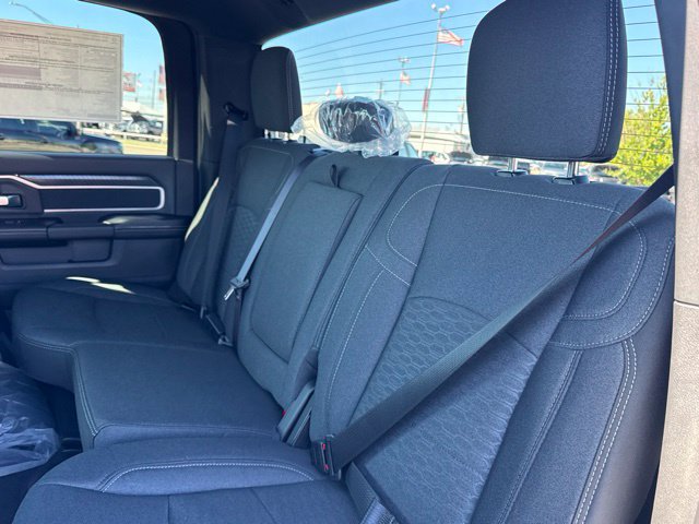 New 2027 RAM 3500 Big Horn AWD/4WD image 14