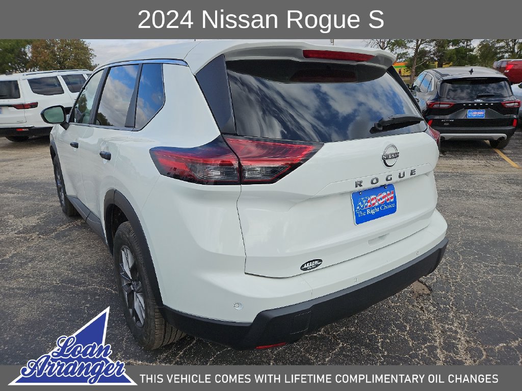 Used 2024 Nissan Rogue S FWD image 9