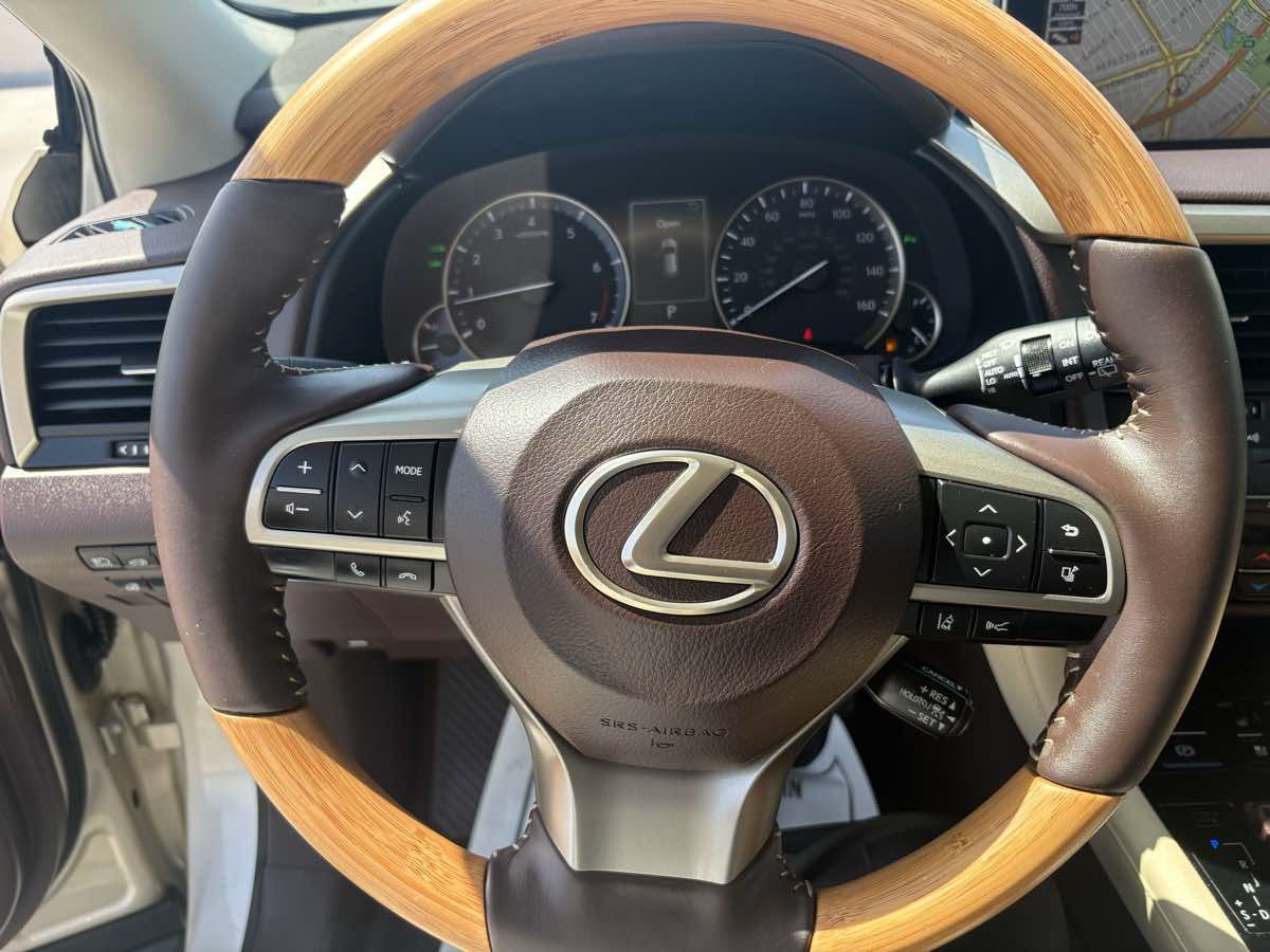 Used 2017 Lexus RX 350 FWD w/ Premium Package image 32