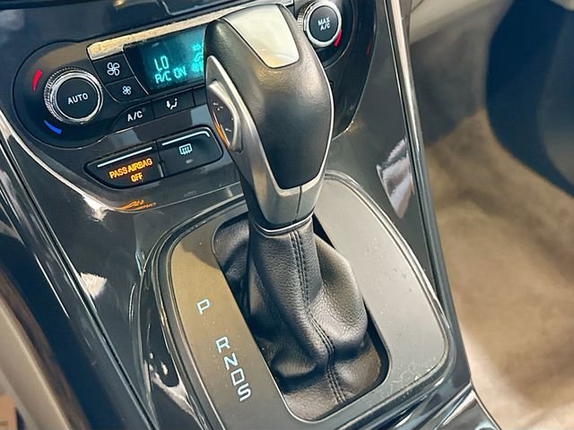 Used 2015 Ford Escape Titanium image 18