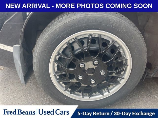 Used 2018 Toyota Corolla LE FWD image 15