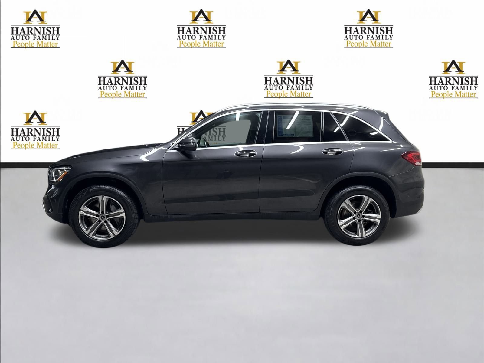 Used 2022 Mercedes-Benz GLC 300 4MATIC image 2