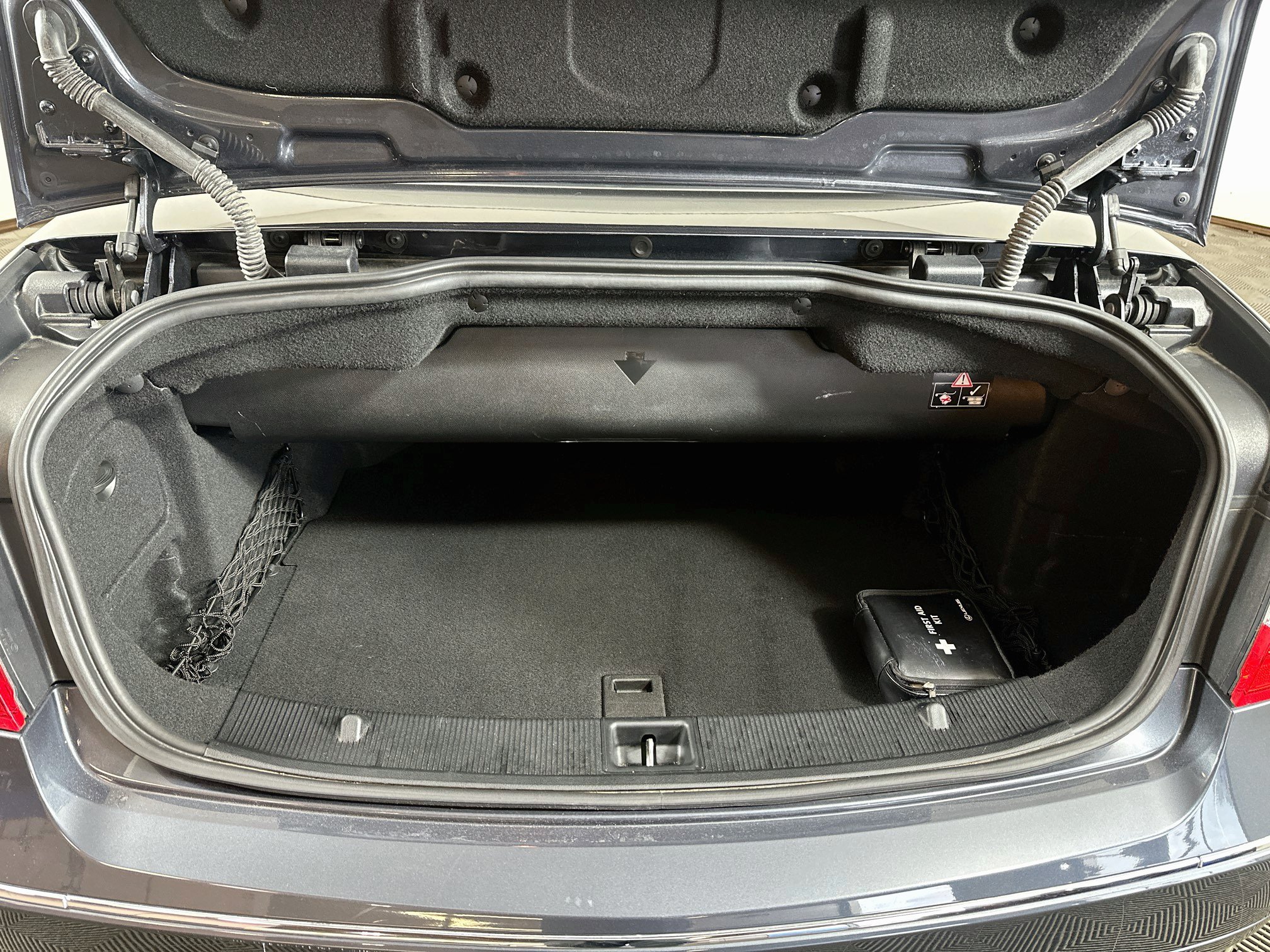 Used 2013 Mercedes-Benz E 350 Cabriolet image 24