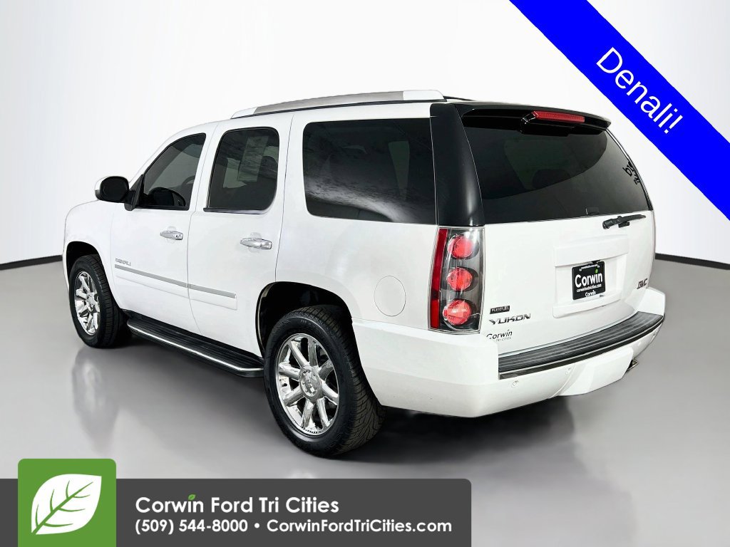 Used 2012 GMC Yukon Denali AWD/4WD image 10