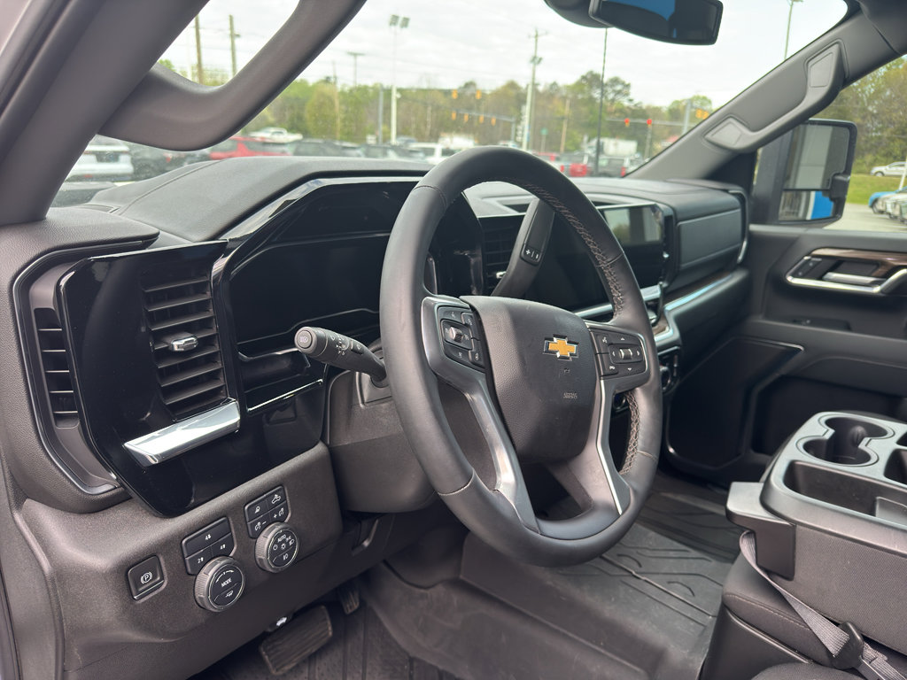 Used 2024 Chevrolet Silverado 3500 LT w/ Safety Package AWD/4WD image 13