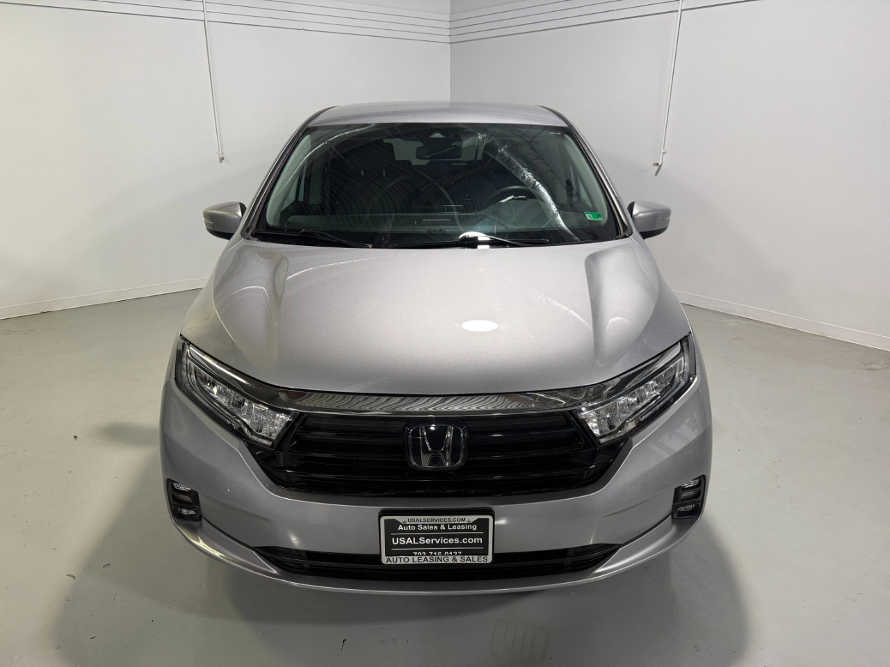 Used 2022 Honda Odyssey EX image 3
