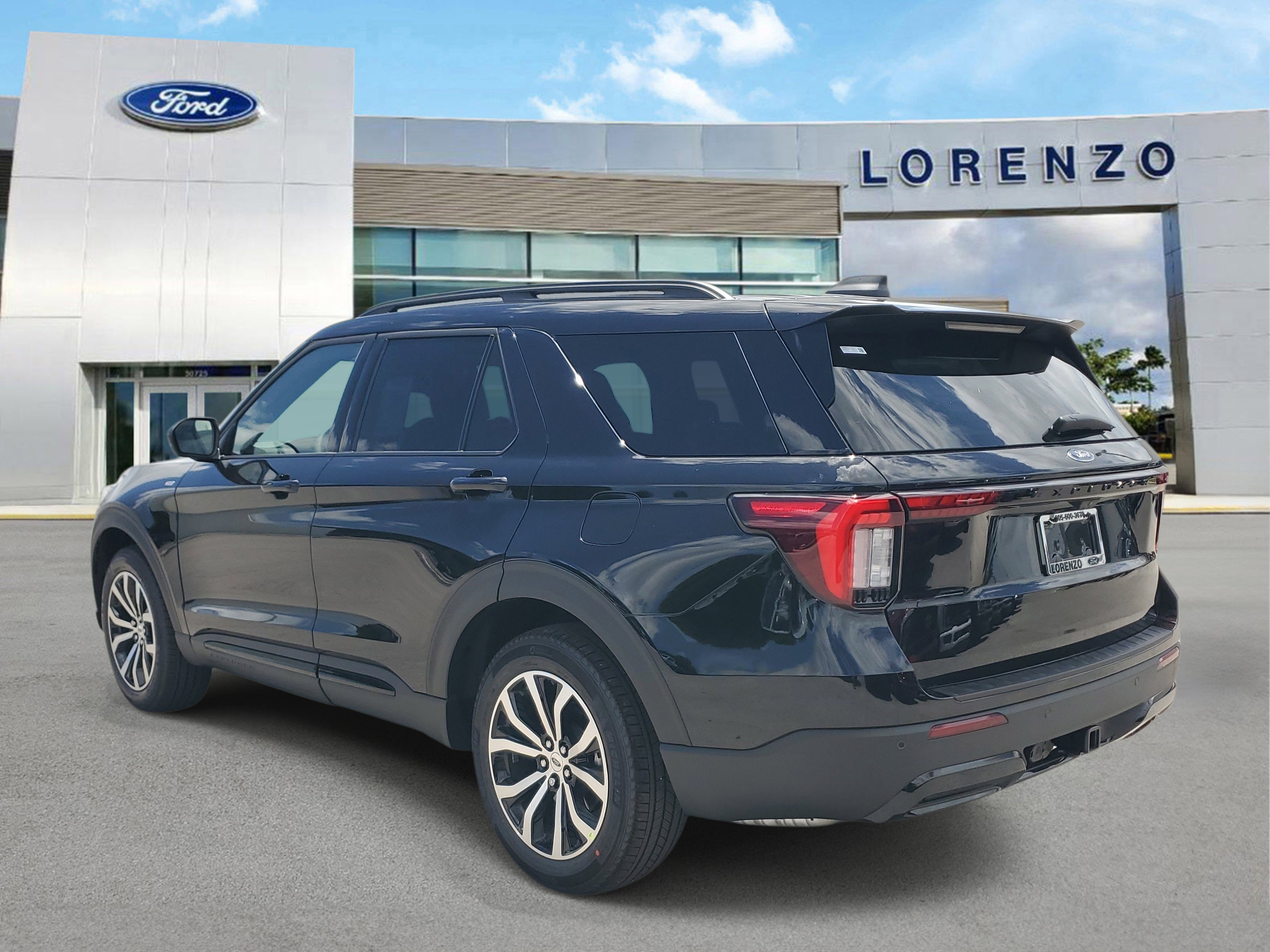 New 2026 Ford Explorer ST-Line RWD image 6